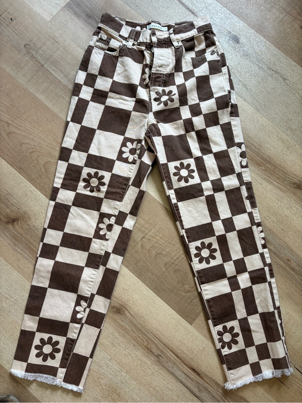 PacSun Women’s High Rise Straight Leg Checkerboard Daisy Jeans - Brown/Cream